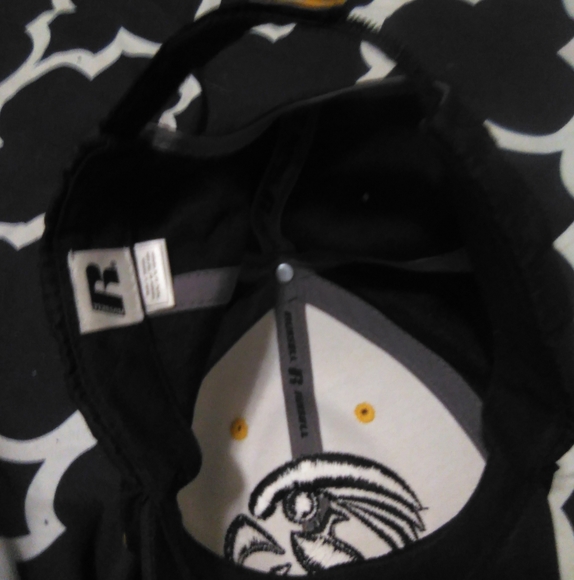 Russell Hawkeyes hat - Picture 4 of 4